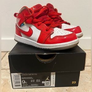 Jordan 1 Mid SE size 9